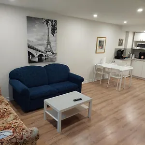  Apartment Spacious Basement One Bedroom Apartment, Wifi. Canada