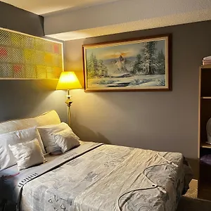  Homestay Grie Hunting Quite Room! Canada