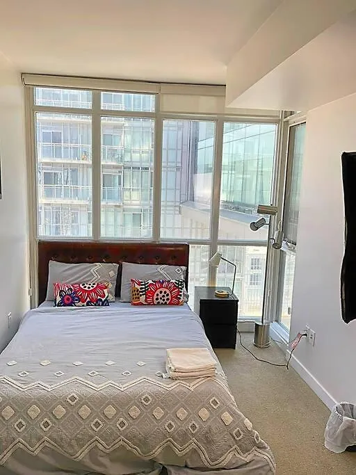 Apartment Beautiful Condo In The Centre Of Downtown Toronto