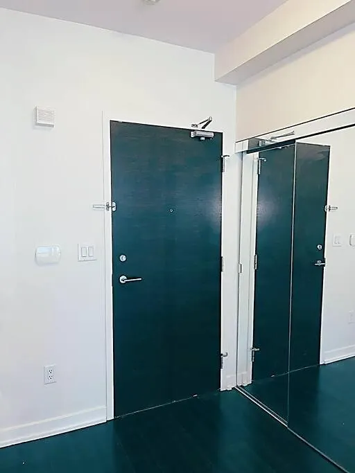 Beautiful Condo In The Centre Of Downtown Toronto Canada