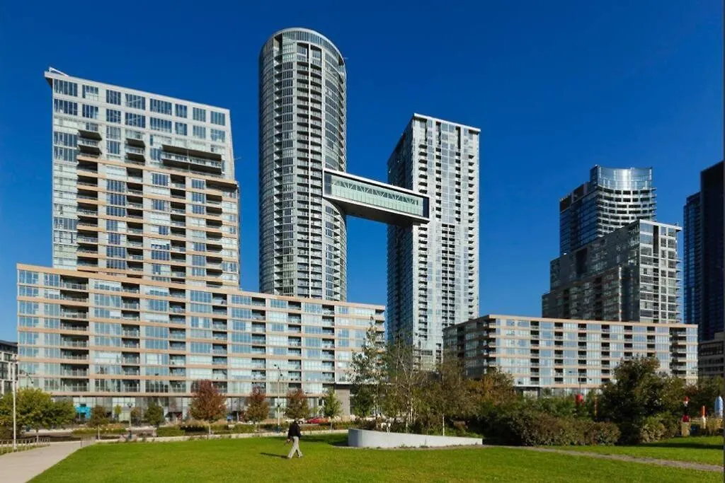 Beautiful Condo In The Centre Of Downtown Toronto 0*,  Canada